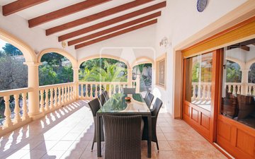 Property slide 10