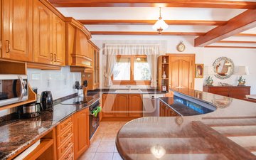Property slide 23