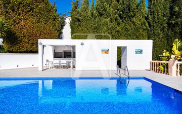 Property slide 25