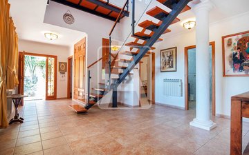 Property slide 35