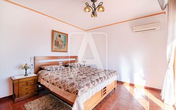 Property slide 7