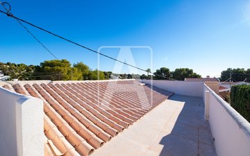 Property slide 11