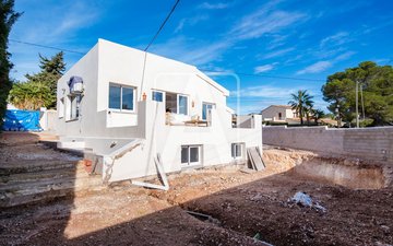 Property slide 33