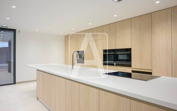 Property slide 14