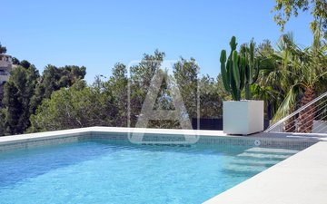 Property slide 39