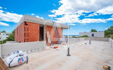 Property slide 17