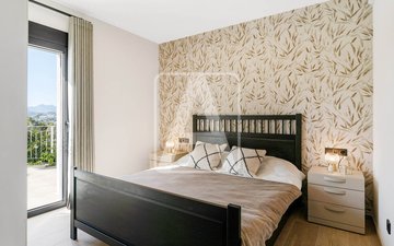 Property slide 31
