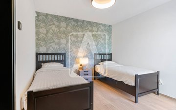 Property slide 35