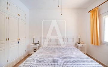 Property slide 28