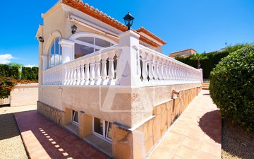 Property slide 40