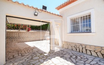 Property slide 50