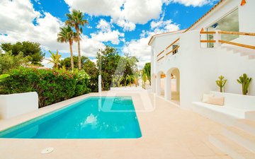 Property slide 35