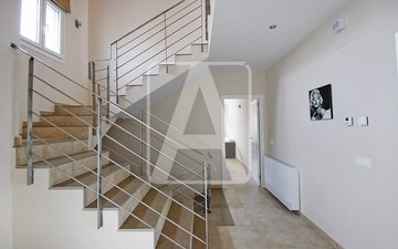 Property slide 16