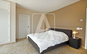 Property slide 5