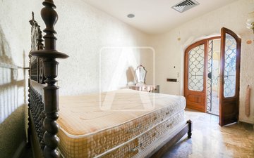 Property slide 21