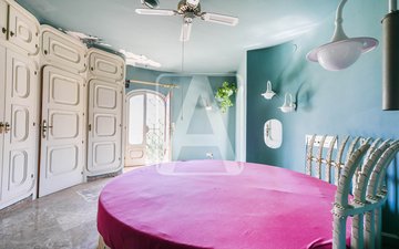 Property slide 24