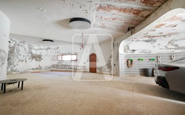 Property slide 30