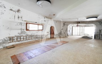 Property slide 31