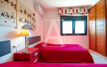 Property slide 30