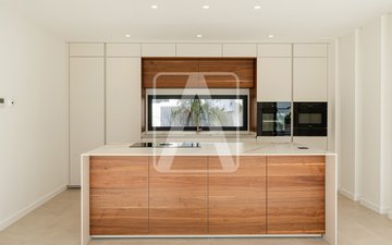 Property slide 14