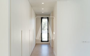 Property slide 19
