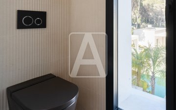 Property slide 31