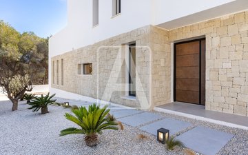 Property slide 38