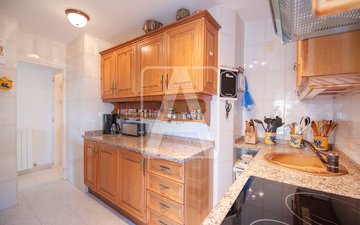 Property slide 16