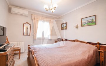 Property slide 26