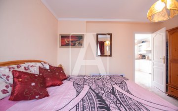 Property slide 33