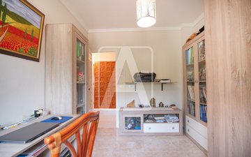 Property slide 45