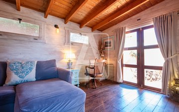Property slide 17