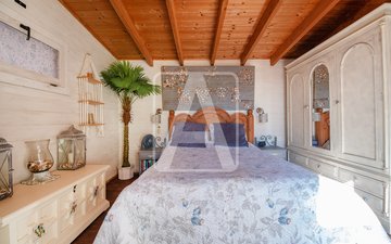 Property slide 34