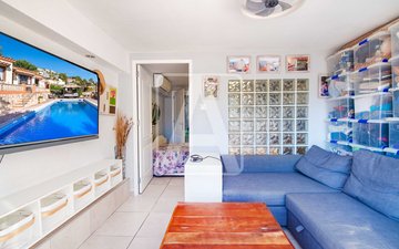 Property slide 43