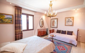 Property slide 30