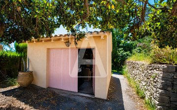Property slide 43