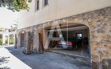 Property slide 45