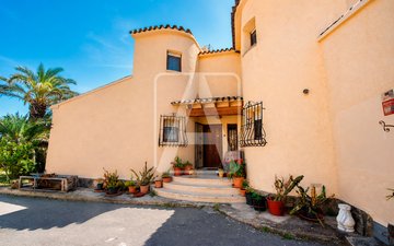 Property slide 9