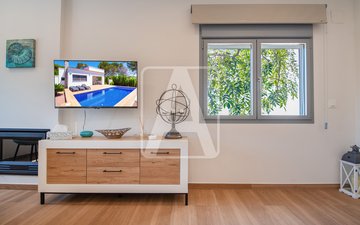Property slide 17