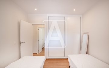 Property slide 25