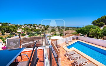 Property slide 10