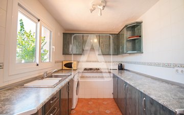 Property slide 42