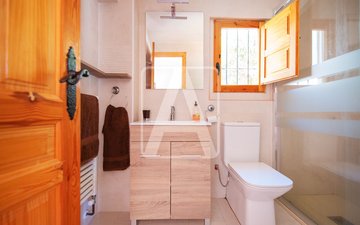 Property slide 47