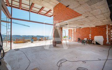 Property slide 25