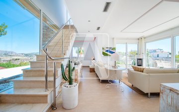 Property slide 14