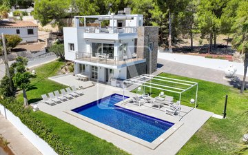 Property slide 20
