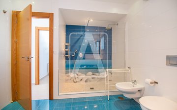 Property slide 25