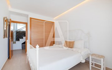 Property slide 6