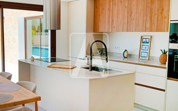 Property slide 10