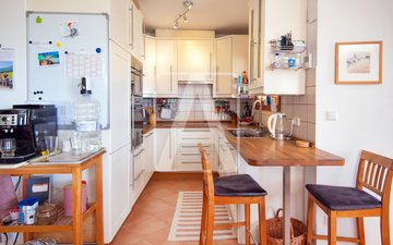 Property slide 16